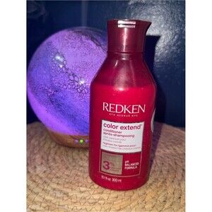 Redken Color Extend Conditioner - Deep Red Bottle